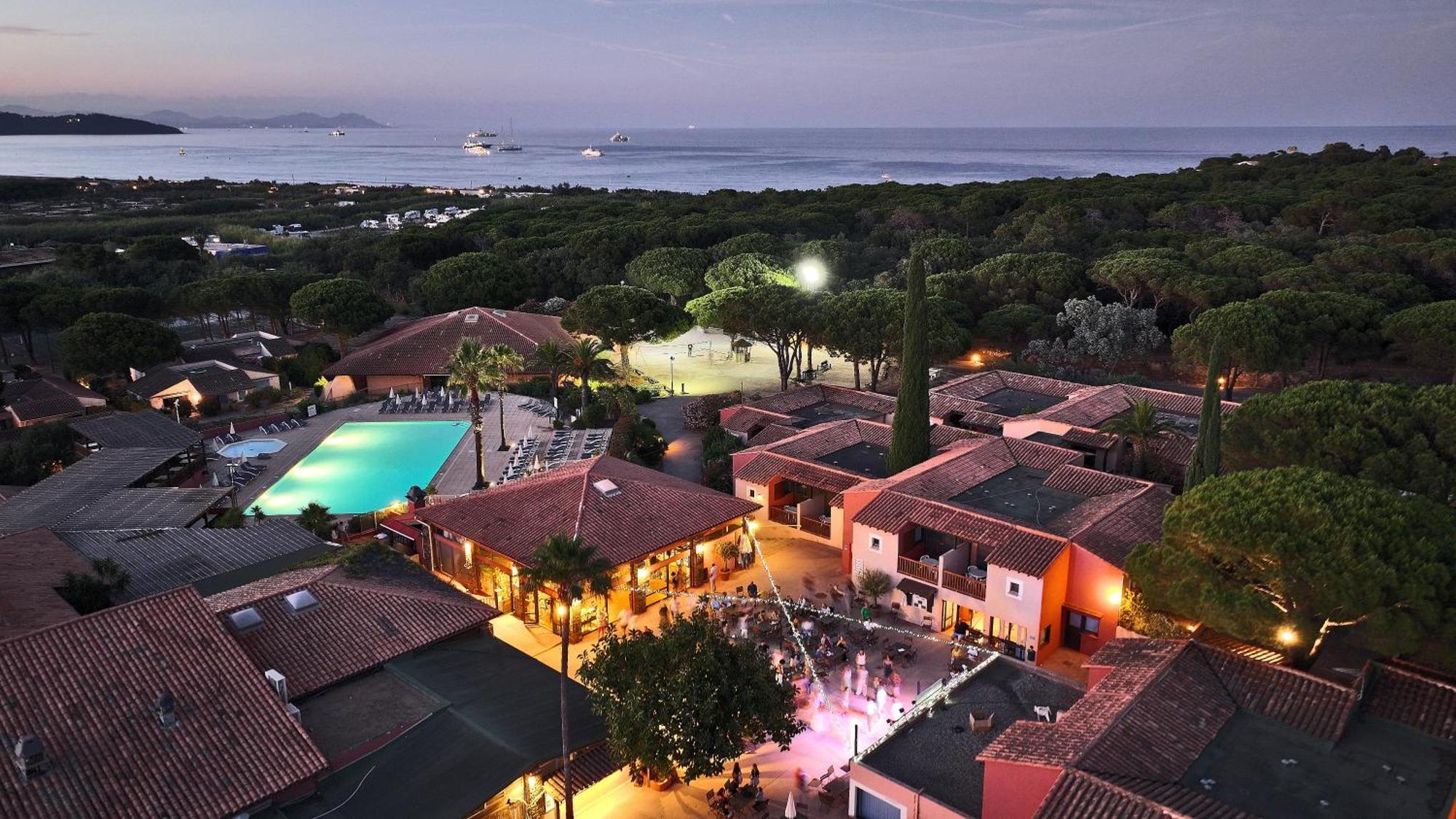 Village Vacances De Ramatuelle - Le Sentier Des Pins Экстерьер фото